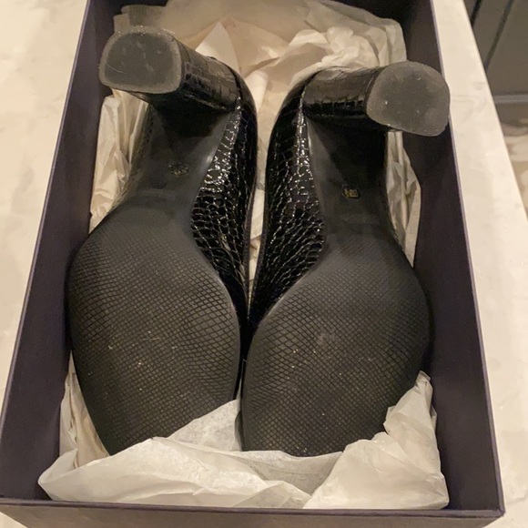 Black Alligator Pattern Prada Heel - Picture 4 of 5